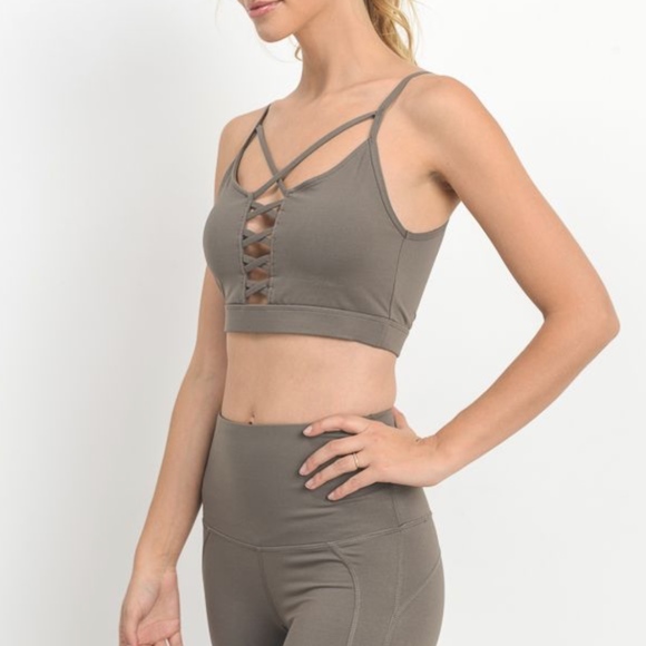 DOUBLE CROSS FRONT SPORTS BRA - Picture 3 of 3